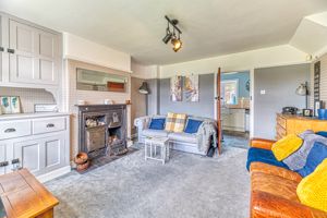 Lounge- click for photo gallery